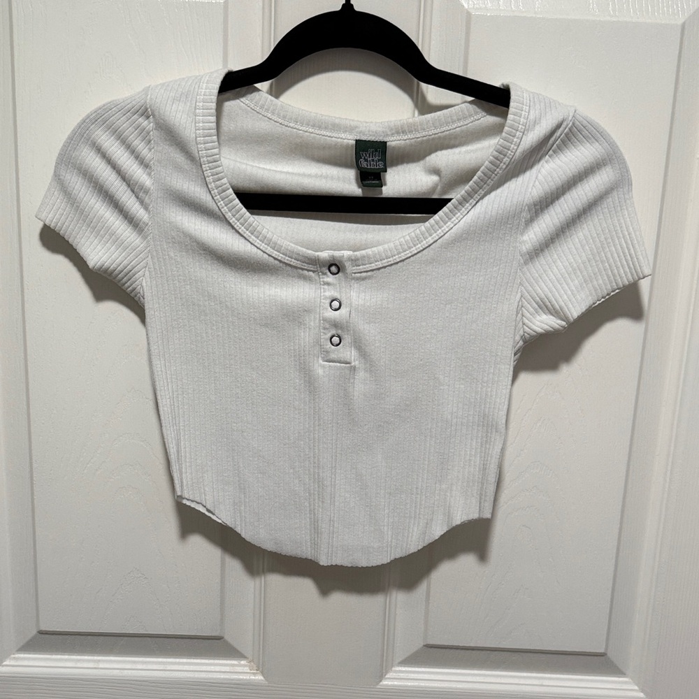 wild fable White Ribbed Scoop Neck Crop Top with Snap Buttons